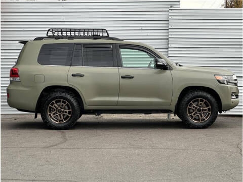 2021 Toyota Land Cruiser Heritage Edition