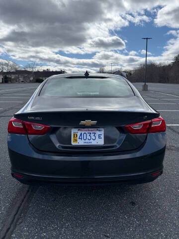 2017 Chevrolet Malibu LT