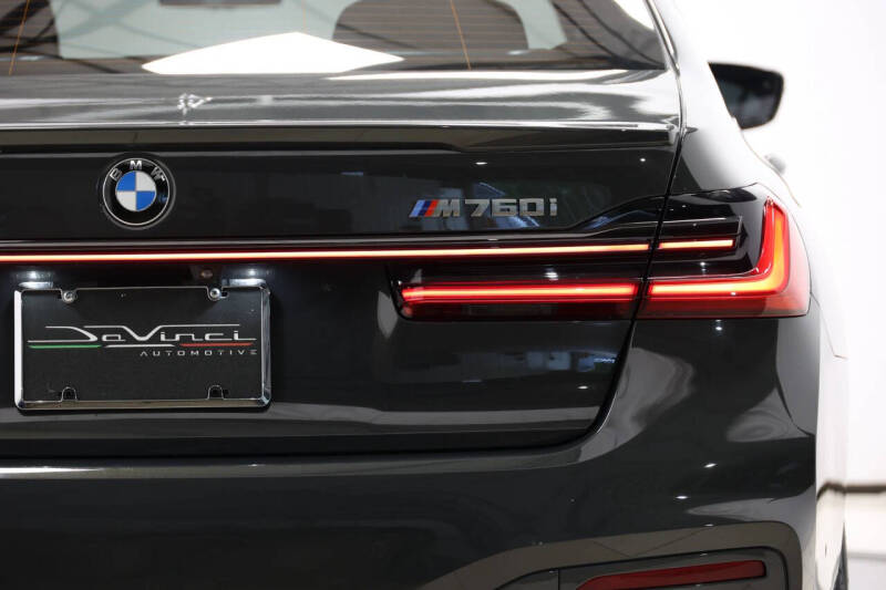 2022 BMW 7 Series M760i xDrive