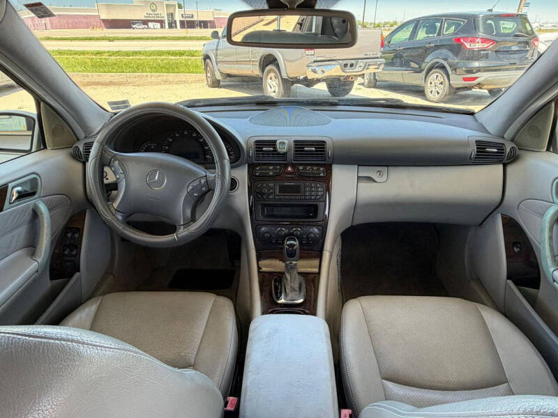 2004 Mercedes-Benz C-Class C 240