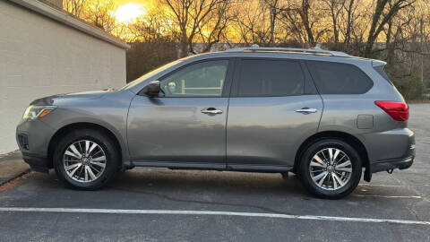 2018 Nissan Pathfinder S