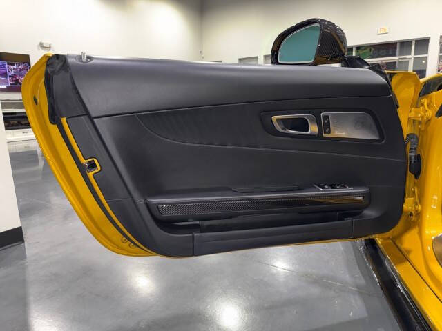 2016 Mercedes-Benz AMG GT S