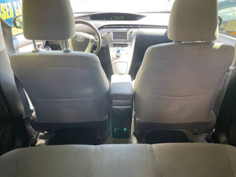 2014 Toyota Prius Two