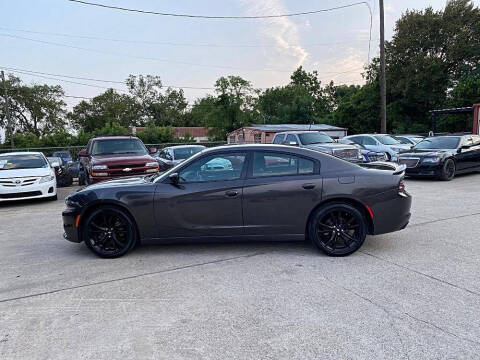 2017 Dodge Charger SXT