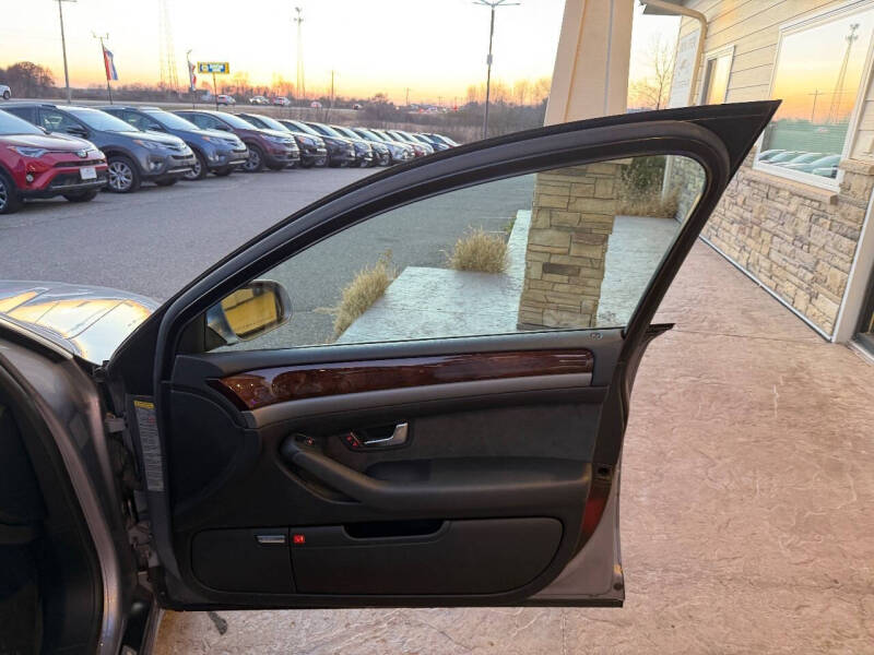 2005 Audi A8 L quattro