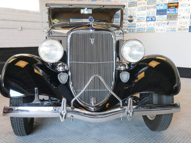 1933 Ford Phaeton