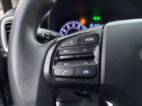 2022 Hyundai Venue SE