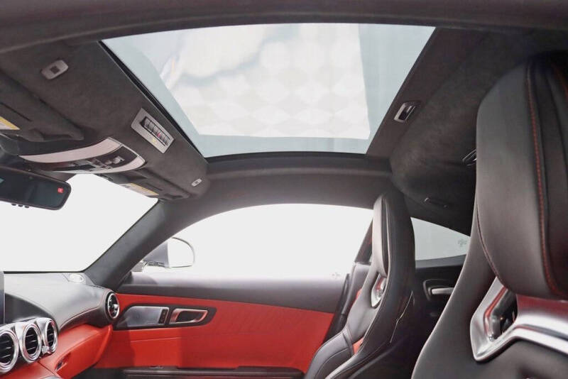 2016 Mercedes-Benz AMG GT S