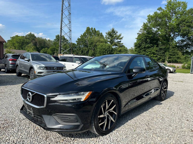 2019 Volvo S60 Momentum's photo