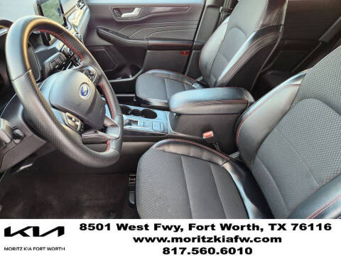 2025 Ford Escape ST-Line