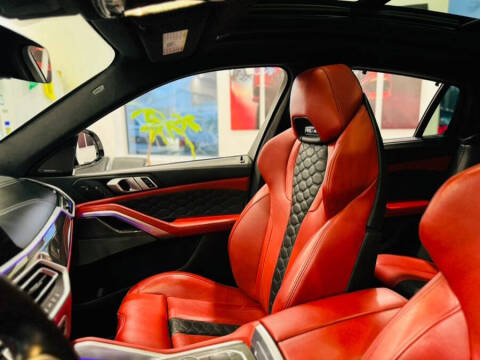 2022 BMW X6 M