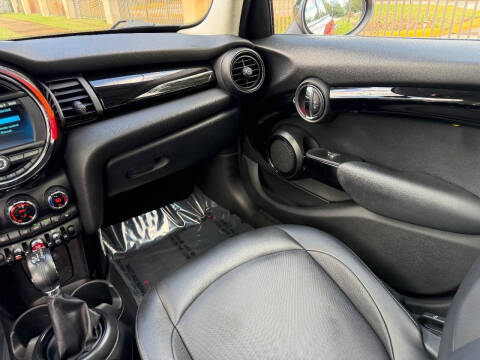 2019 MINI Hardtop 4 Door Cooper