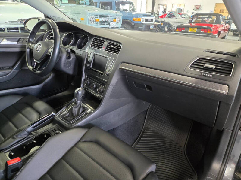 2017 Volkswagen Golf Alltrack TSI SEL 4Motion