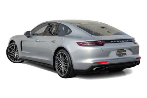 2018 Porsche Panamera