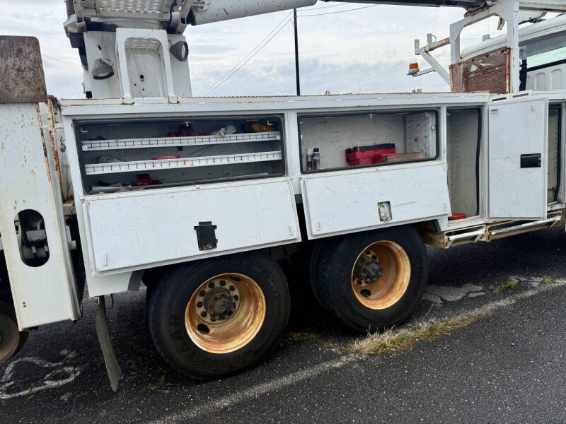 2012 Freightliner M2 106