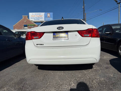 2010 Kia Optima LX