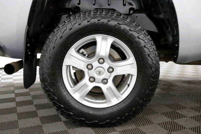 2017 Toyota Tundra SR5