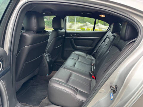 2013 Lincoln MKS