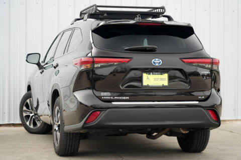 2020 Toyota Highlander Hybrid XLE