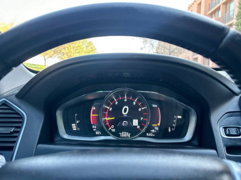 2016 Volvo XC60 T6 Drive-E Platinum