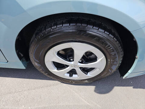 2013 Toyota Prius Two