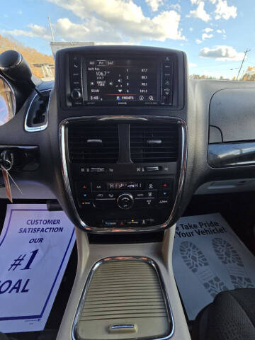 2013 Dodge Grand Caravan Crew