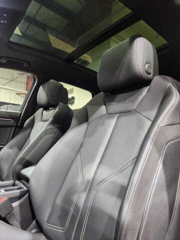 2020 Audi Q3 quattro S line Prem Plus 45 TFSI