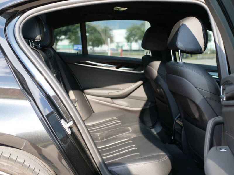 2019 BMW 5 Series 540i