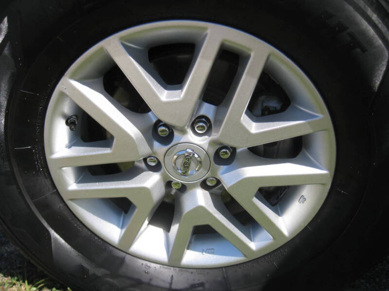 2017 Nissan Frontier SV