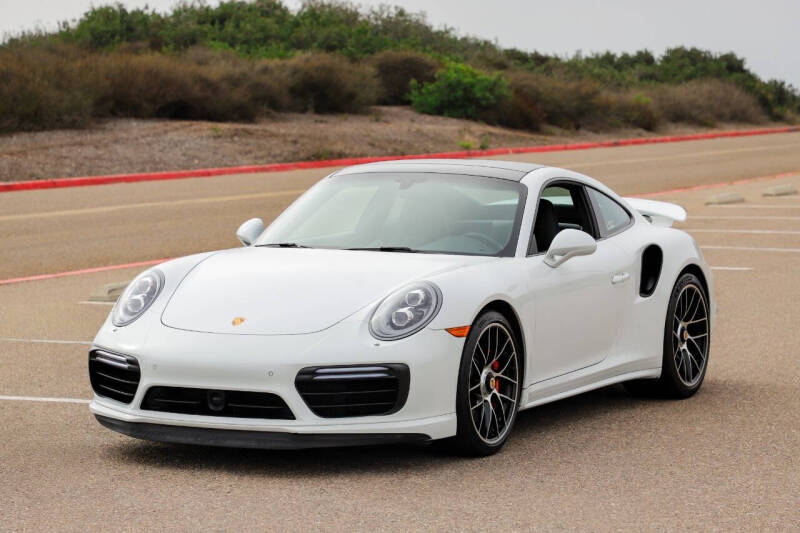 2018 Porsche 911 Turbo