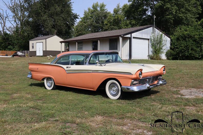 1957 Ford Fairlane