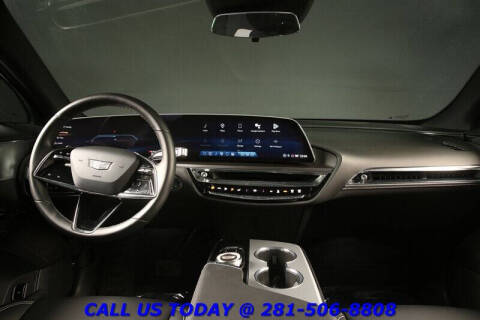 2024 Cadillac LYRIQ Tech
