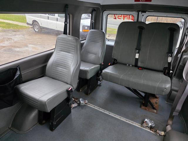 2012 Ford E-Series E-350 SD