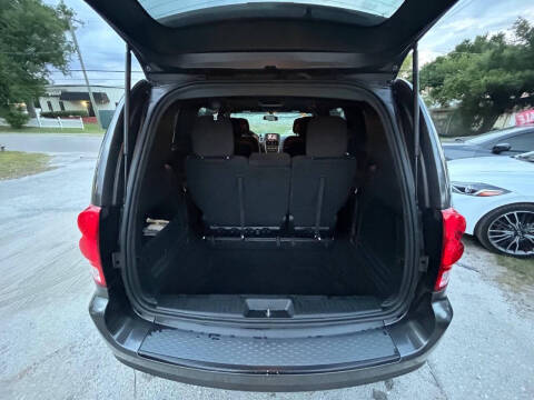 2015 Dodge Grand Caravan SE