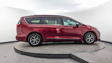 2020 Chrysler Pacifica Limited