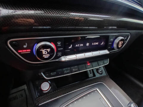 2018 Audi SQ5 3.0T quattro Premium Plus