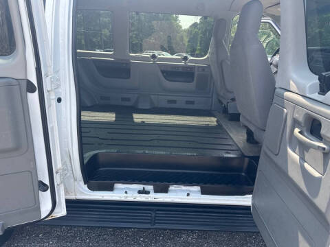 2013 Ford E-Series E-350 SD XLT