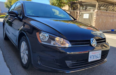 2016 Volkswagen Golf TSI S