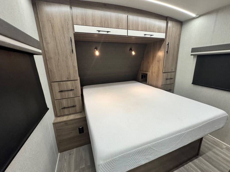 2024 Grand Design RV Imagine