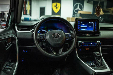 2021 Toyota RAV4 Hybrid LE