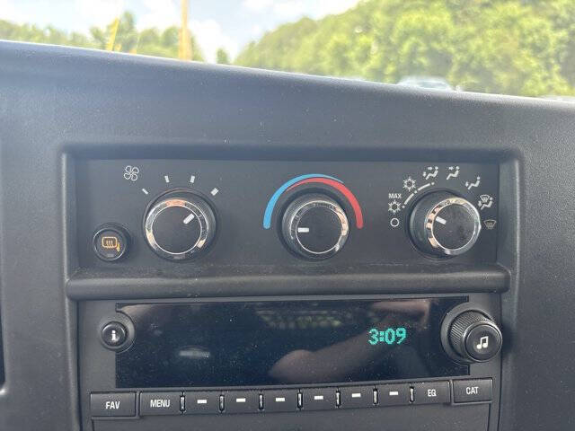 2025 GMC Savana 2500