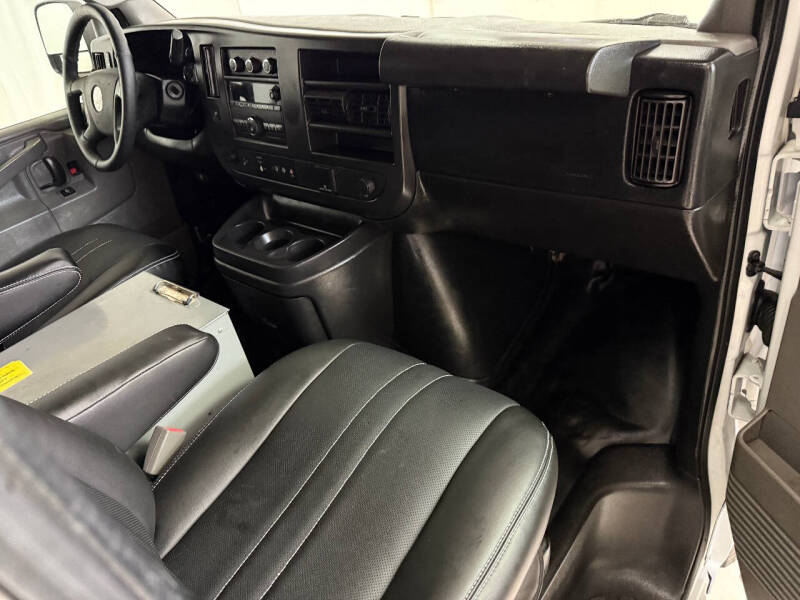 2018 Chevrolet Express 2500