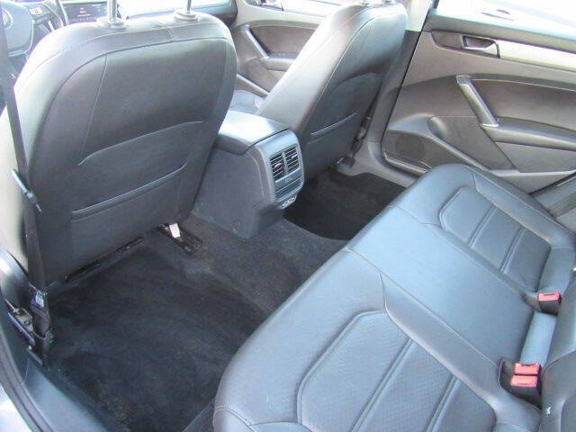 2020 Volkswagen Passat SE