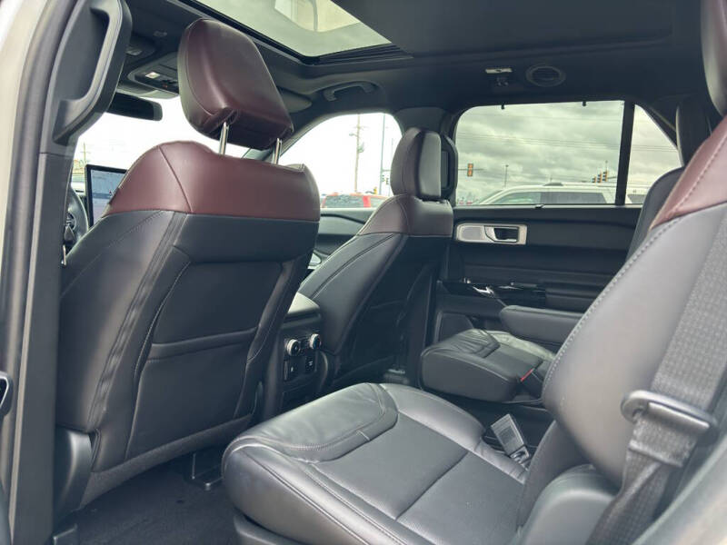 2024 Ford Explorer Platinum