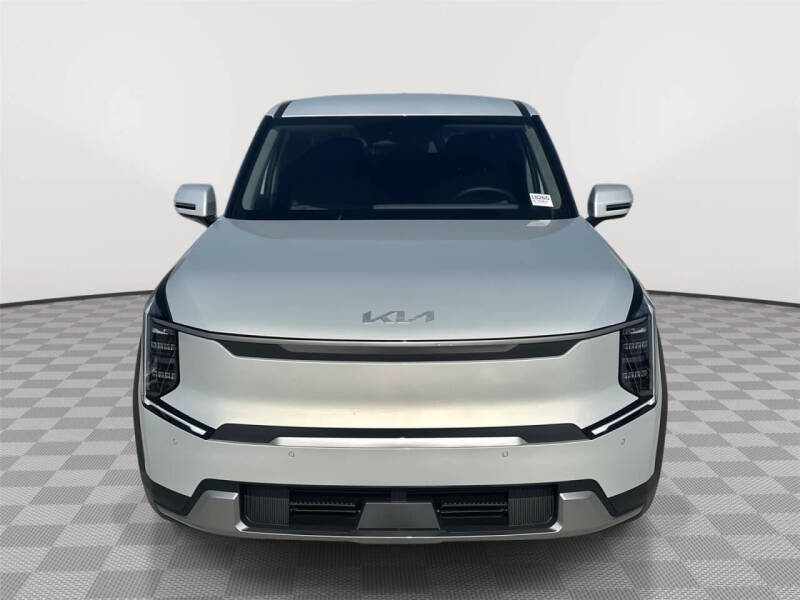 2026 Kia EV9 Light