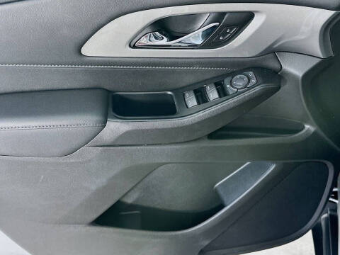 2022 Chevrolet Traverse LT