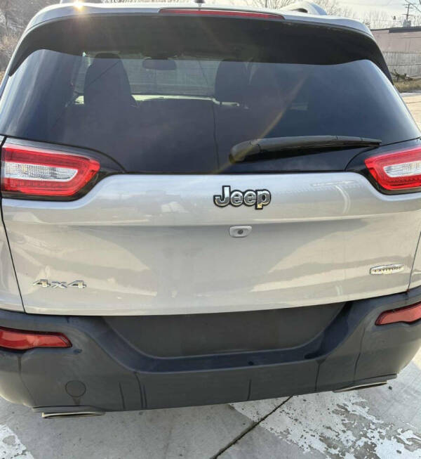 2015 Jeep Cherokee Altitude