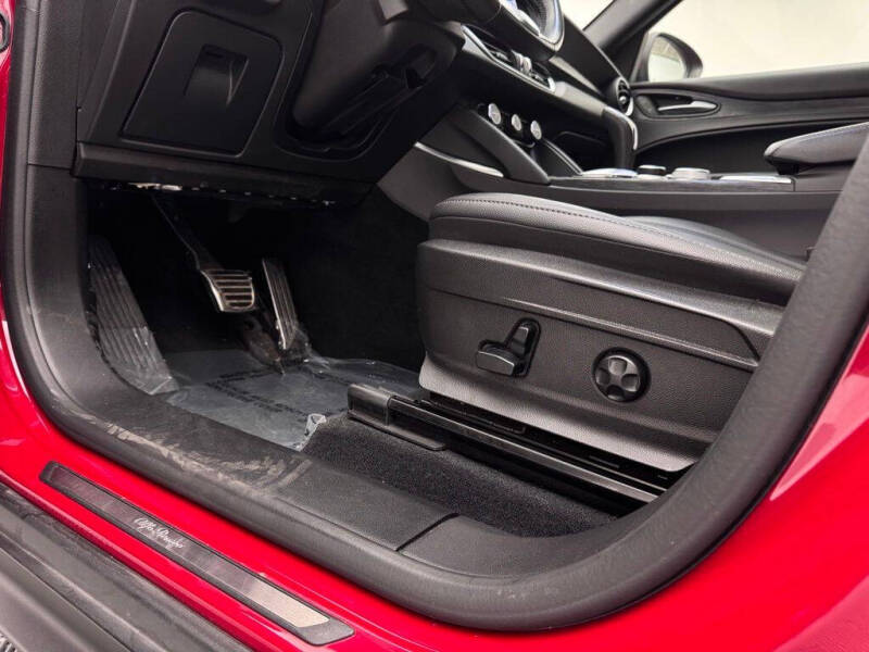 2022 Alfa Romeo Stelvio Sprint