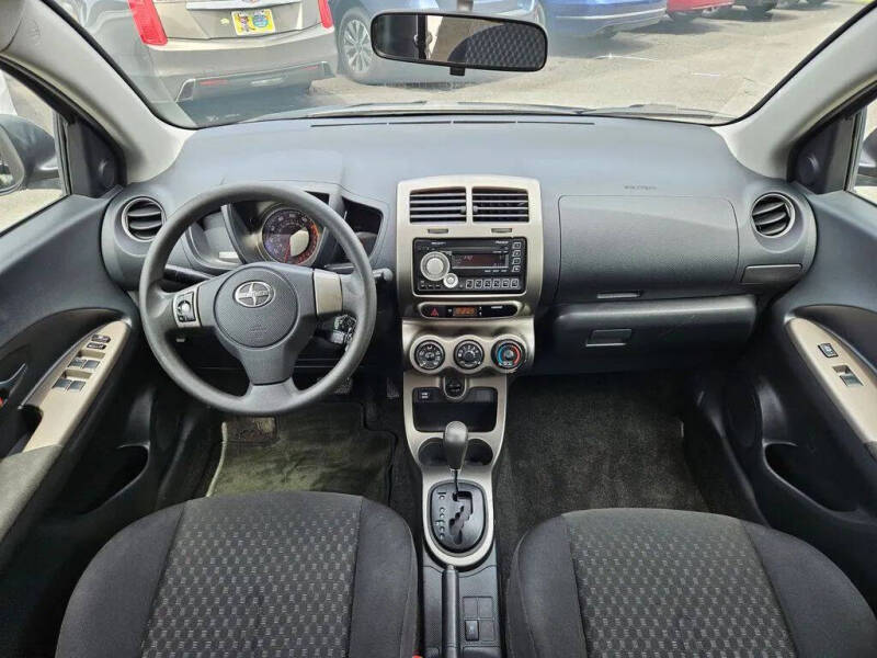 2011 Scion xD
