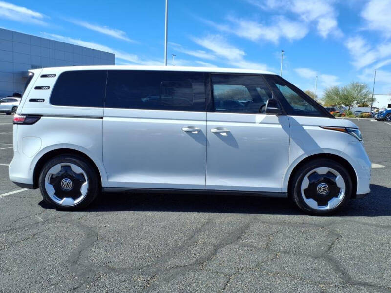 2025 Volkswagen ID. Buzz Pro S